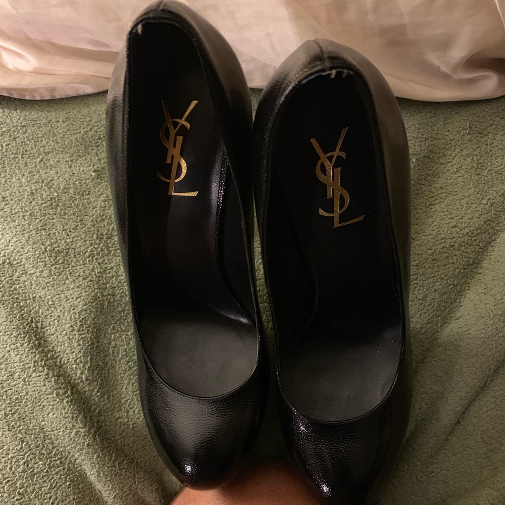 YSL Size 40 Black Pumps